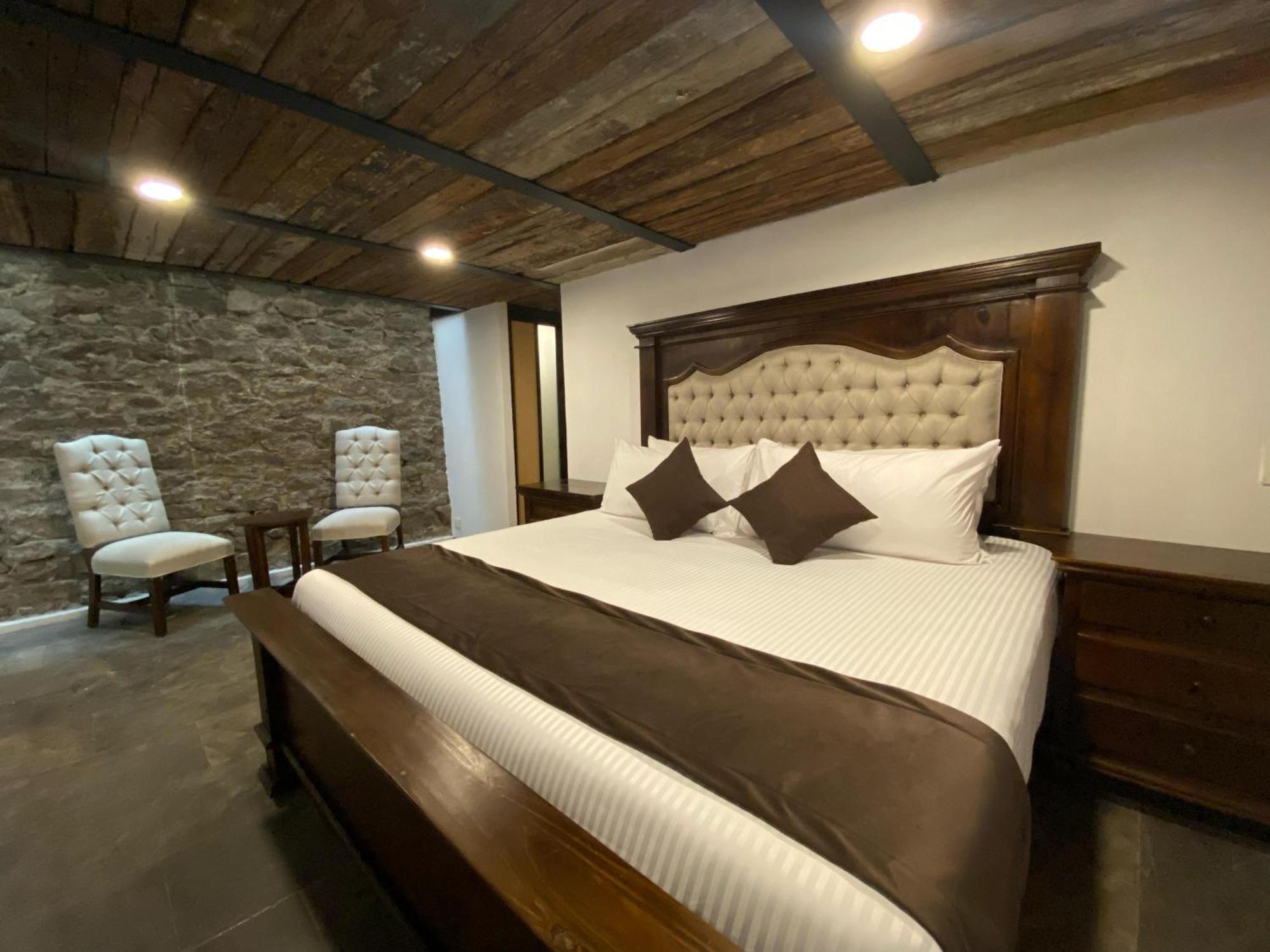 Boutique Casona 65 Hotel *